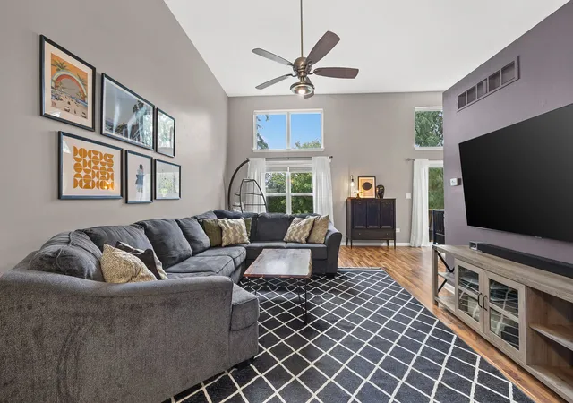 Photo 3 of Townhouse for sale at 347 Gladstone Ln, Elgin, IL 60120 | MLS# 12760829 | Listing updated on 2026-09-23