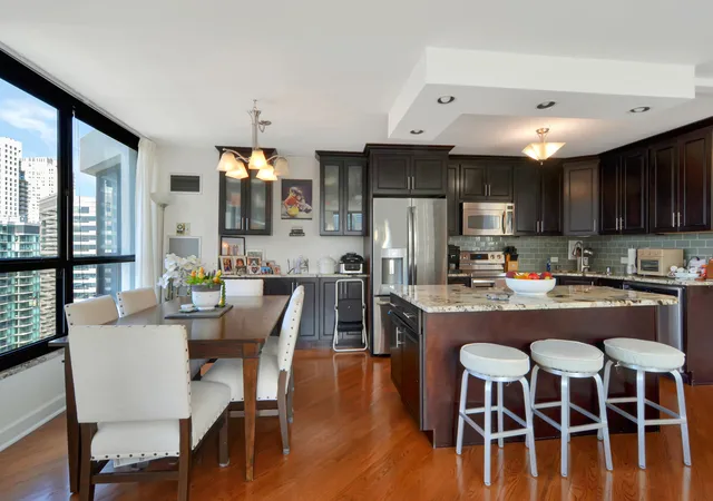 Photo 4 of Condo for sale at 405 N Wabash Ave #3204, Chicago, IL 60611 | MLS# 12760840 | Listing updated on 2026-09-16