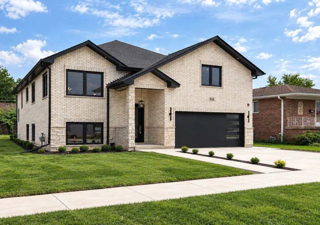 Single family home for sale at 1039 North Ave, Des Plaines, IL 60016 | MLS# 12760849 | Listing updated on 2026-09-22