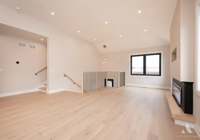 Photo 4 of Single family home for sale at 1039 North Ave, Des Plaines, IL 60016 | MLS# 12760849 | Listing updated on 2026-09-22
