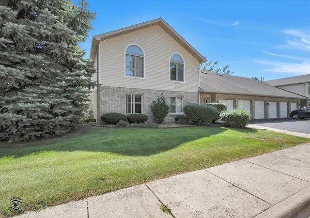 Photo 1 of Condo for sale at 2680 Crescenzo Dr #C, Joliet, IL 60436 | MLS# 12760853 | Listing updated on 2026-09-21