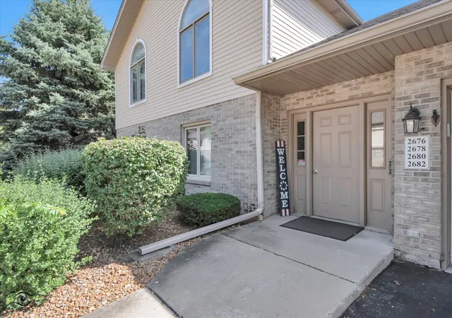 Photo 3 of Condo for sale at 2680 Crescenzo Dr #C, Joliet, IL 60436 | MLS# 12760853 | Listing updated on 2026-09-21