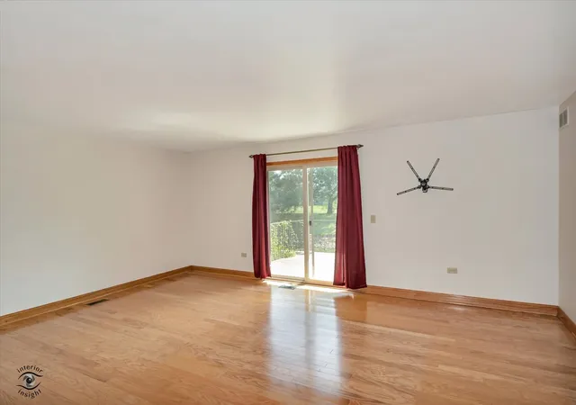 Listing Photo 4 - Condo for sale in building located at 2680 Crescenzo Dr, Joliet, IL 60435 - Unit #C