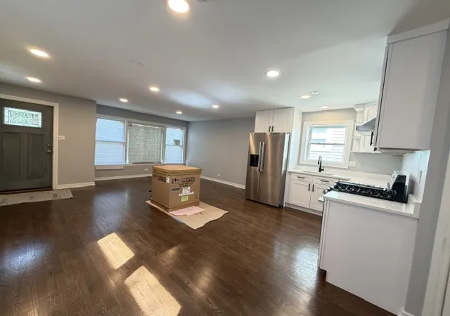 Photo 4 of Single family home for sale at 6615 S Hoyne Ave, Chicago, IL 60636 | MLS# 12760858 | Listing updated on 2026-09-16
