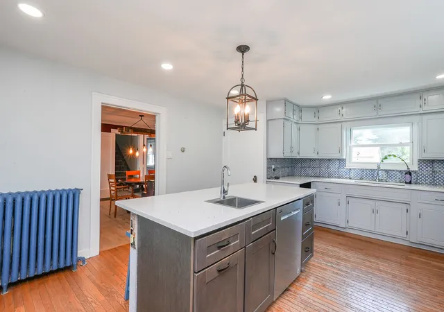 Photo 3 of Single family home for sale at 158 N Oak St, Manteno, IL 60950 | MLS# 12760863 | Listing updated on 2026-09-29