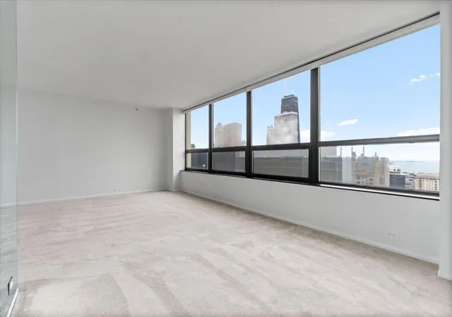 Photo 4 of Condo for sale at 400 E Ohio St #4402, Chicago, IL 60611 | MLS# 12760867 | Listing updated on 2026-09-20
