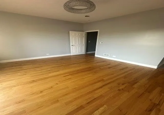 Listing Photo 4 - Condo for sale in building located at 2741 W Congress Pkwy, Chicago, IL 60612 - Unit #3E