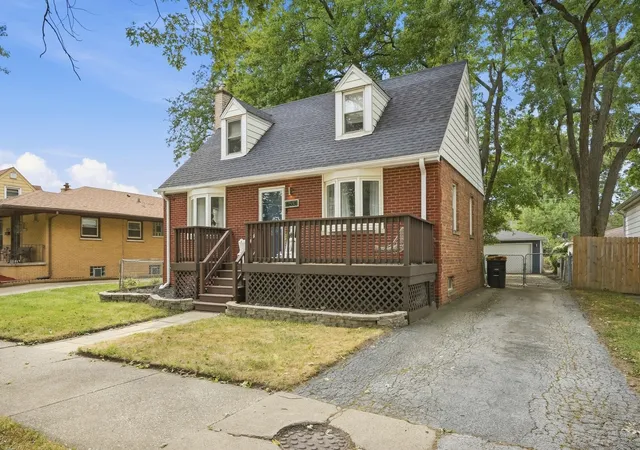 Photo 2 of Single family home for sale at 17530 Henry St, Lansing, IL 60438 | MLS# 12760912 | Listing updated on 2026-09-29