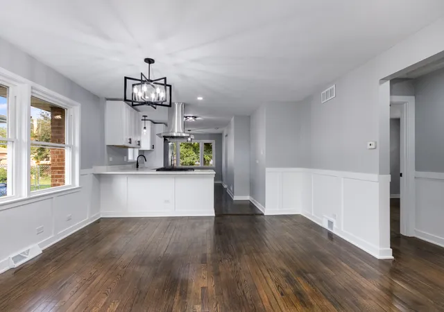 Photo 4 of Single family home for sale at 14845 Wentworth Ave, Dolton, IL 60419 | MLS# 12760919 | Listing updated on 2026-09-16