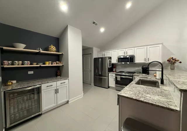 Photo 3 of Condo for sale at 16010 S Messenger Cir, Homer Glen, IL 60491 | MLS# 12760920 | Listing updated on 2026-09-26
