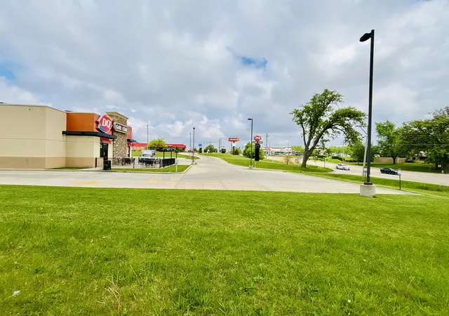 Photo 3 of Land for sale at 2707 Columbus St, Ottawa, IL 61350 | MLS# 12760932 | Listing updated on 2026-09-22