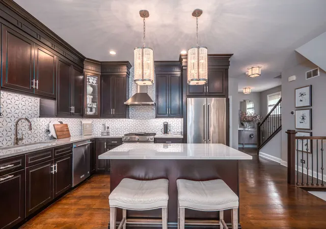 Photo 3 of Townhouse for sale at 550 Ohio Ave #550, St. Charles, IL 60174 | MLS# 12760937 | Listing updated on 2026-09-22