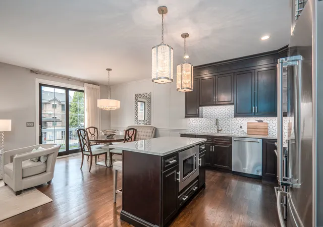 Photo 4 of Townhouse for sale at 550 Ohio Ave #550, St. Charles, IL 60174 | MLS# 12760937 | Listing updated on 2026-09-22