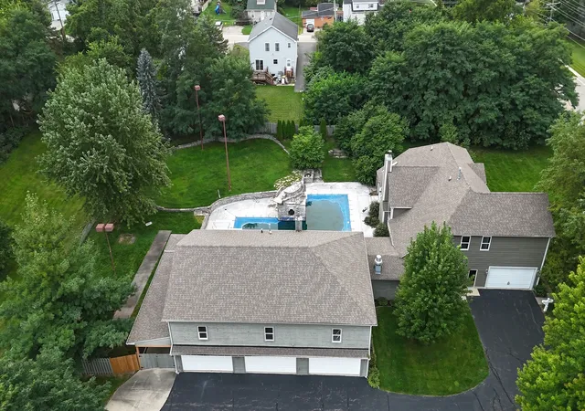 Photo 4 of Single family home for sale at 235 E Grand Ave, Fox Lake, IL 60020 | MLS# 12760958 | Listing updated on 2026-09-22