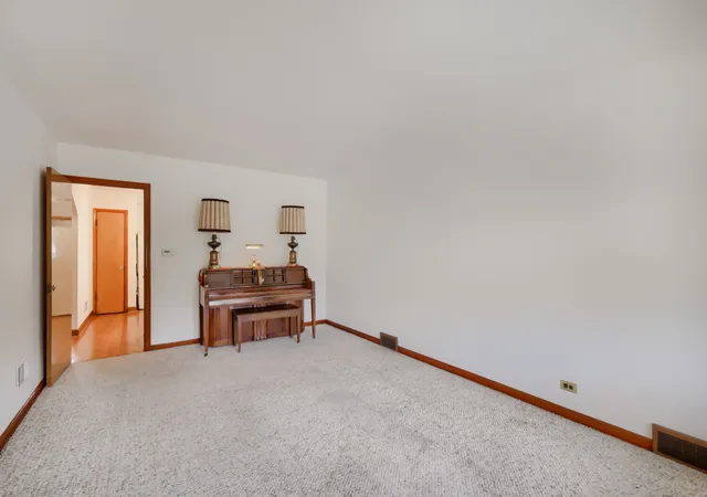 Photo 4 of Single family home for sale at 4134 W 58th Street, Chicago, IL 60629 | MLS# 12760982 | Listing updated on 2026-09-17