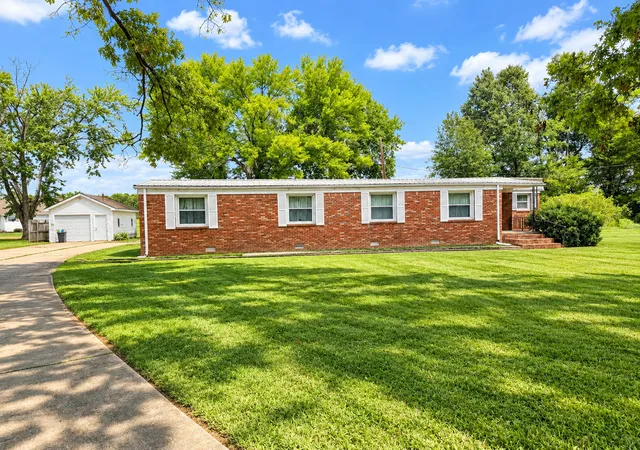 Photo 1 of Single family home for sale at 1111 E 7th Street, Metropolis, IL 62960 | MLS# 12760997 | Listing updated on 2026-10-06