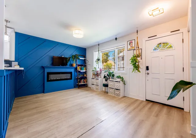 Photo 2 of Single family home for sale at 9154 S Luella Ave, Chicago, IL 60617 | MLS# 12761000 | Listing updated on 2026-09-16