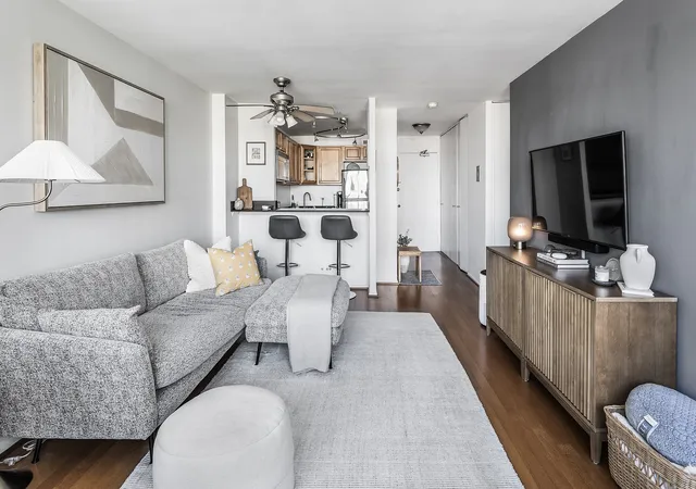 Photo 3 of Condo for sale at 88 W Schiller St #1003L, Chicago, IL 60610 | MLS# 12761007 | Listing updated on 2026-09-29