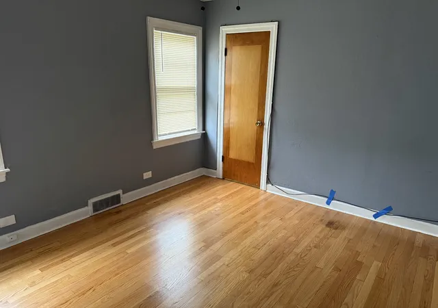Photo 3 of Single family home for sale at 524 46th Avenue, Bellwood, IL 60104 | MLS# 12761027 | Listing updated on 2026-10-04