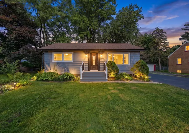 Photo 1 of Single family home for sale at 5905 Lee Ave, Downers Grove, IL 60516 | MLS# 12761032 | Listing updated on 2026-09-22