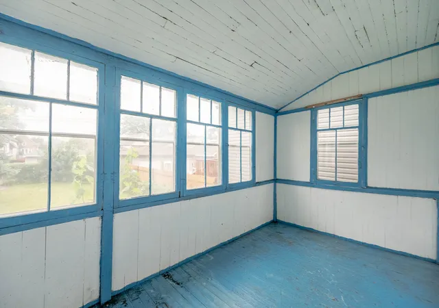 Photo 4 of Single family home for sale at 2221 N Lamon Ave, Chicago, IL 60639 | MLS# 12761043 | Listing updated on 2026-09-23
