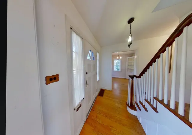 Photo 2 of Single family home for sale at 305 N Charlotte St, Lombard, IL 60148 | MLS# 12761046 | Listing updated on 2026-10-09