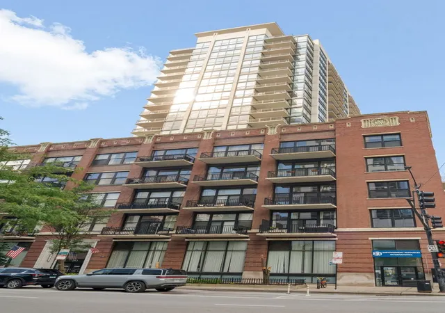 Photo 1 of Condo for sale at 210 S Desplaines St #1901, Chicago, IL 60661 | MLS# 12761049 | Listing updated on 2026-10-08