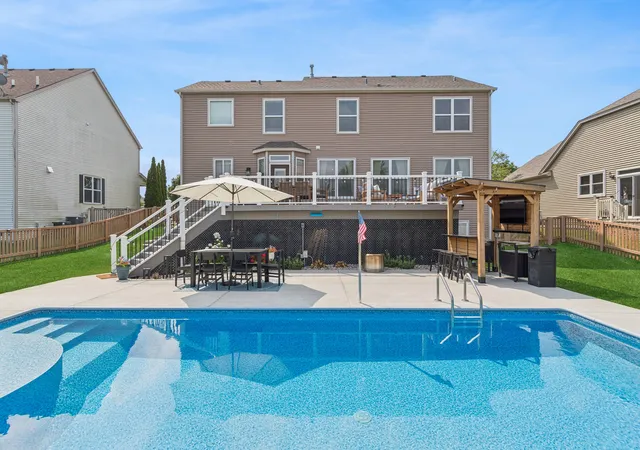 Photo 3 of Single family home for sale at 711 Jorstad Dr, North Aurora, IL 60542 | MLS# 12761061 | Listing updated on 2026-09-22