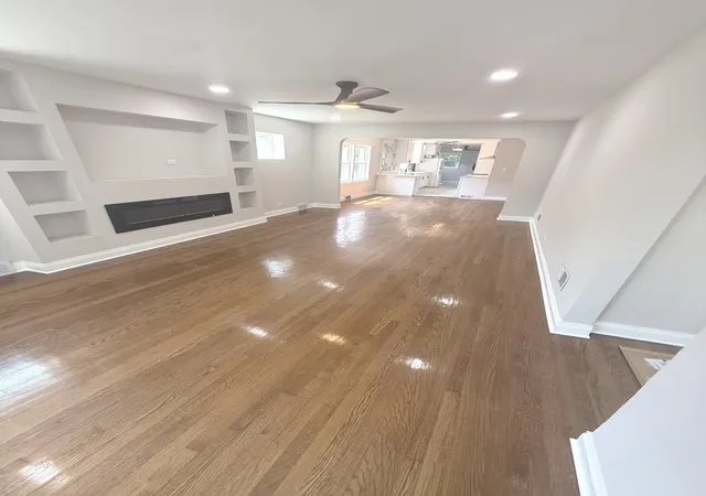 Photo 3 of Single family home for sale at 8926 S Paxton Ave, Chicago, IL 60617 | MLS# 12761075 | Listing updated on 2026-09-16