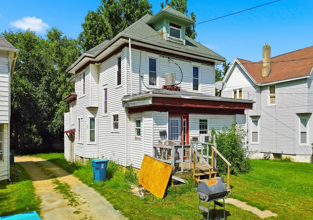 Photo 2 of Multi family home for sale at 715 West 2nd, Dixon, IL 61021 | MLS# 12761088 | Listing updated on 2026-09-29