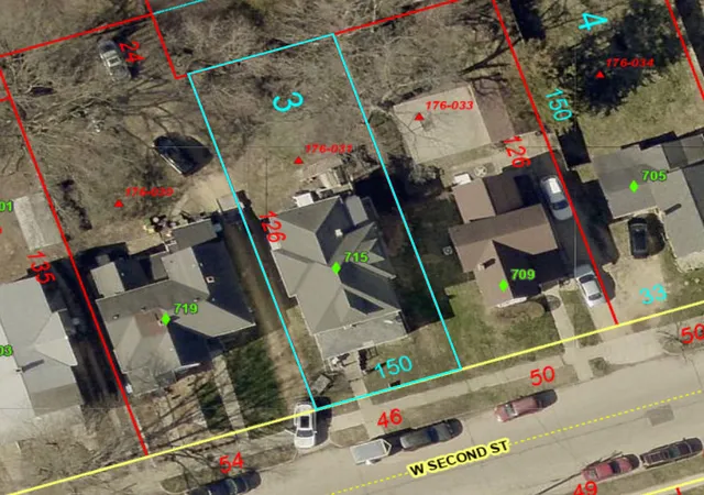 Photo 4 of House for sale at 715 West 2nd, Dixon, IL 61021 | MLS# 12761088 | Listing updated on 2026-09-29