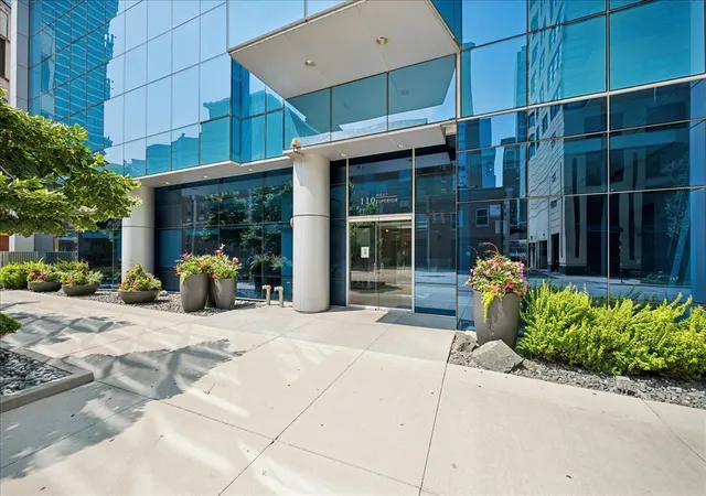 Photo 2 of Condo for sale at 110 W Superior St #1003, Chicago, IL 60654 | MLS# 12761110 | Listing updated on 2026-09-22