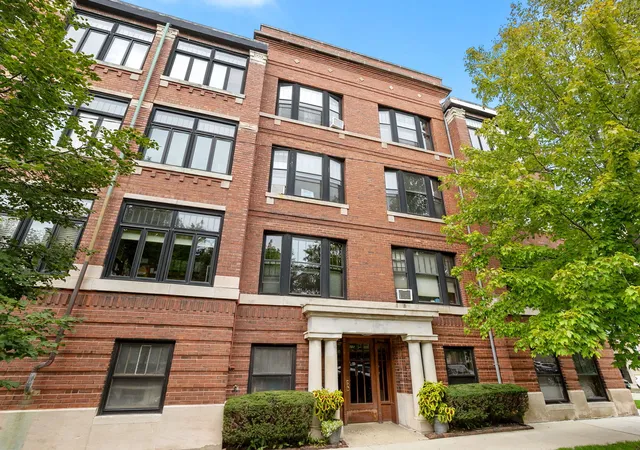 Photo 1 of Condo for sale at 1330 W Birchwood Ave #3, Chicago, IL 60626 | MLS# 12761112 | Listing updated on 2026-09-24