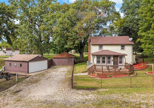 Single family home for sale at 1003 2nd Avenue S, Cordova, IL 61242 | MLS# 12761133