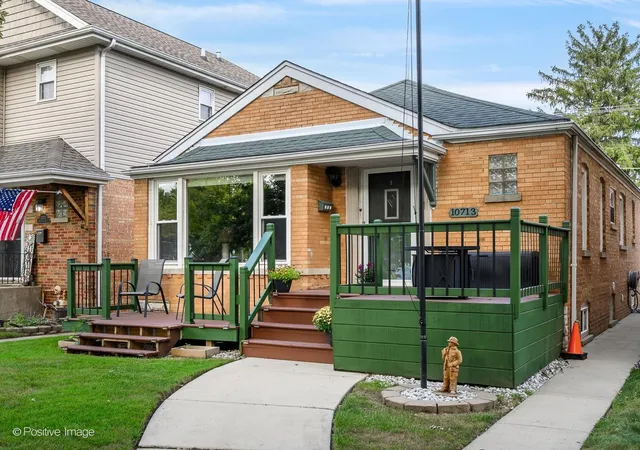 Photo 1 of Single family home for sale at 10713 S Sawyer Ave, Chicago, IL 60655 | MLS# 12761148 | Listing updated on 2026-09-22