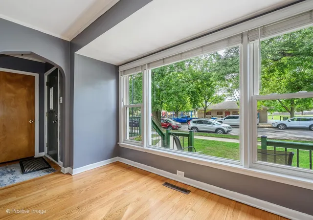 Photo 2 of Single family home for sale at 10713 S Sawyer Ave, Chicago, IL 60655 | MLS# 12761148 | Listing updated on 2026-09-22