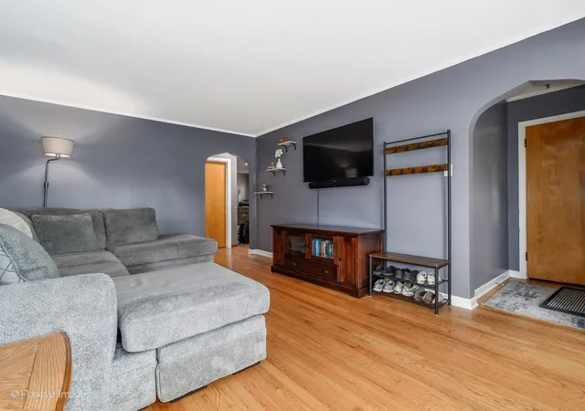 Photo 3 of Single family home for sale at 10713 S Sawyer Ave, Chicago, IL 60655 | MLS# 12761148 | Listing updated on 2026-09-22