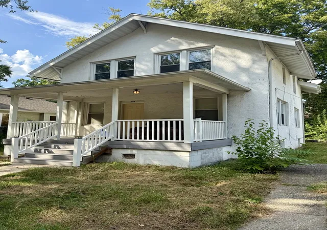 Photo 1 of Single family home for sale at 306 W Beardsley Ave, Champaign, IL 61820 | MLS# 12761158 | Listing updated on 2026-09-22