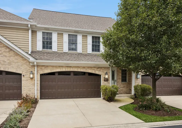Photo 1 of Townhouse for sale at 11134 Indian Woods Dr, Indian Head Park, IL 60525 | MLS# 12761221 | Listing updated on 2026-10-01