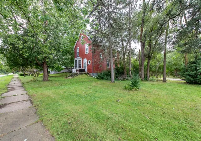 Photo 2 of Single family home for sale at 2520 Gideon Ave, Zion, IL 60099 | MLS# 12761237 | Listing updated on 2026-09-24