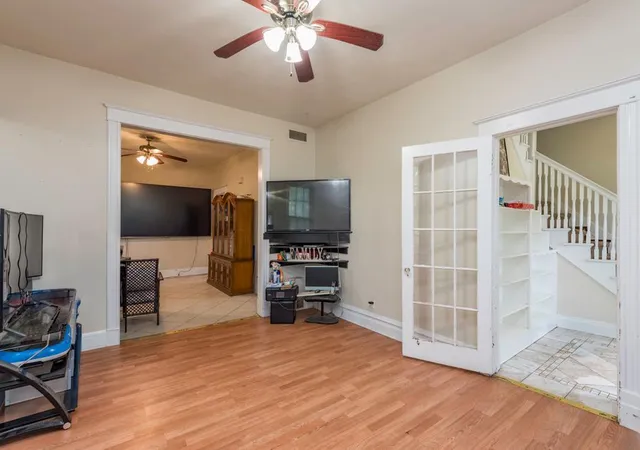 Photo 4 of Single family home for sale at 2520 Gideon Ave, Zion, IL 60099 | MLS# 12761237 | Listing updated on 2026-09-24