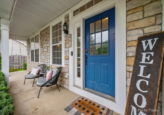 Photo 3 of Single family home for sale at 461 Willow Rd, Lakemoor, IL 60051 | MLS# 12761242 | Listing updated on 2026-09-21