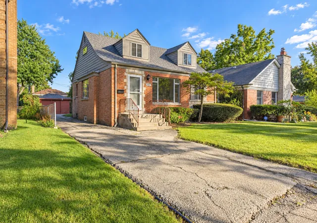 Photo 3 of Single family home for sale at 1807 N 78th Court, Elmwood Park, IL 60707 | MLS# 12761263 | Listing updated on 2026-09-23