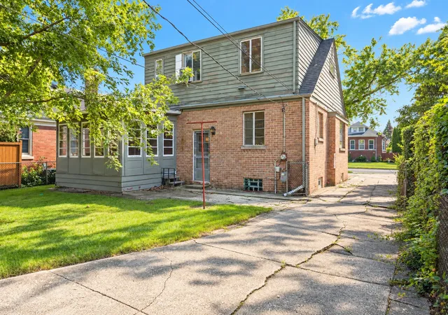 Photo 3 of Single family home for sale at 1807 N 78th Court, Elmwood Park, IL 60707 | MLS# 12761263 | Listing updated on 2026-09-23