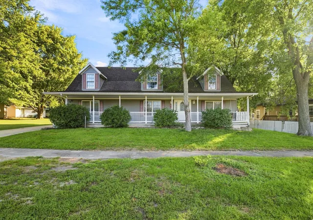 Single family home for sale at 415 E Hamilton St, Odell, IL 60460 | MLS# 12761264