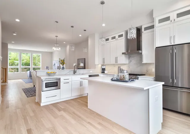 Photo 2 of Single family home for sale at 3516 N Central Ave, Chicago, IL 60634 | MLS# 12761295 | Listing updated on 2026-09-23