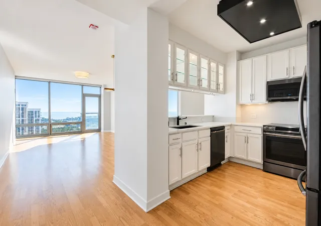 Photo 1 of Condo for sale at 100 E 14th Street #1904, Chicago, IL 60605 | MLS# 12761324 | Listing updated on 2026-09-22