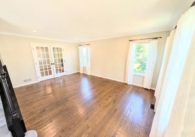 Photo 3 of Single family home for sale at 1350 Northgate Ct, Bartlett, IL 60103 | MLS# 12761341 | Listing updated on 2026-09-28