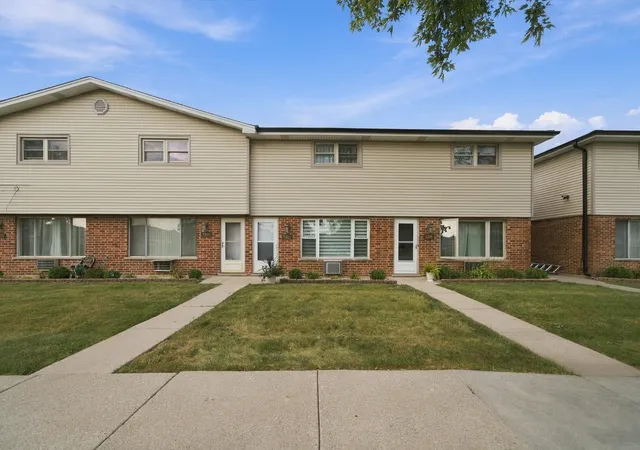 Photo 2 of Townhouse for sale at 7328 W 84th Street, Bridgeview, IL 60455 | MLS# 12761345 | Listing updated on 2026-09-23