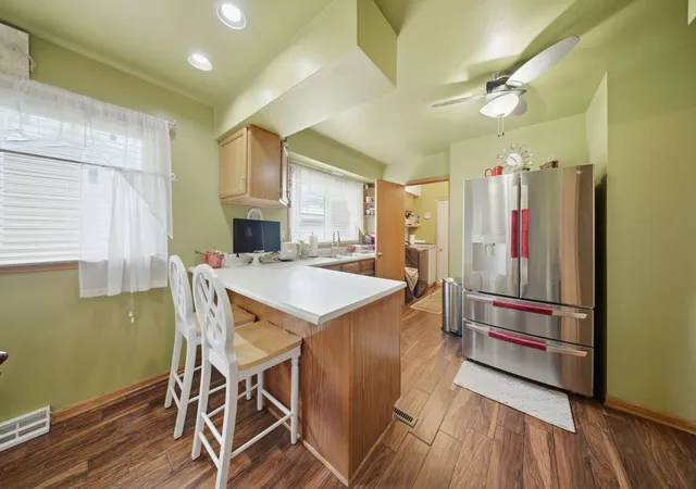 Photo 3 of Single family home for sale at 1410 Austin Ave, Aurora, IL 60505 | MLS# 12761348 | Listing updated on 2026-09-22